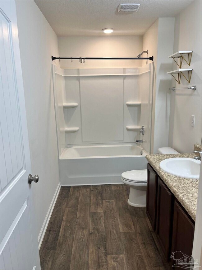 Building Photo - 5862 Blackhorse Cir