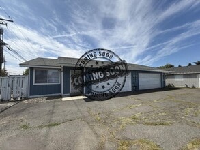 Building Photo - 1007 S 17th Ave