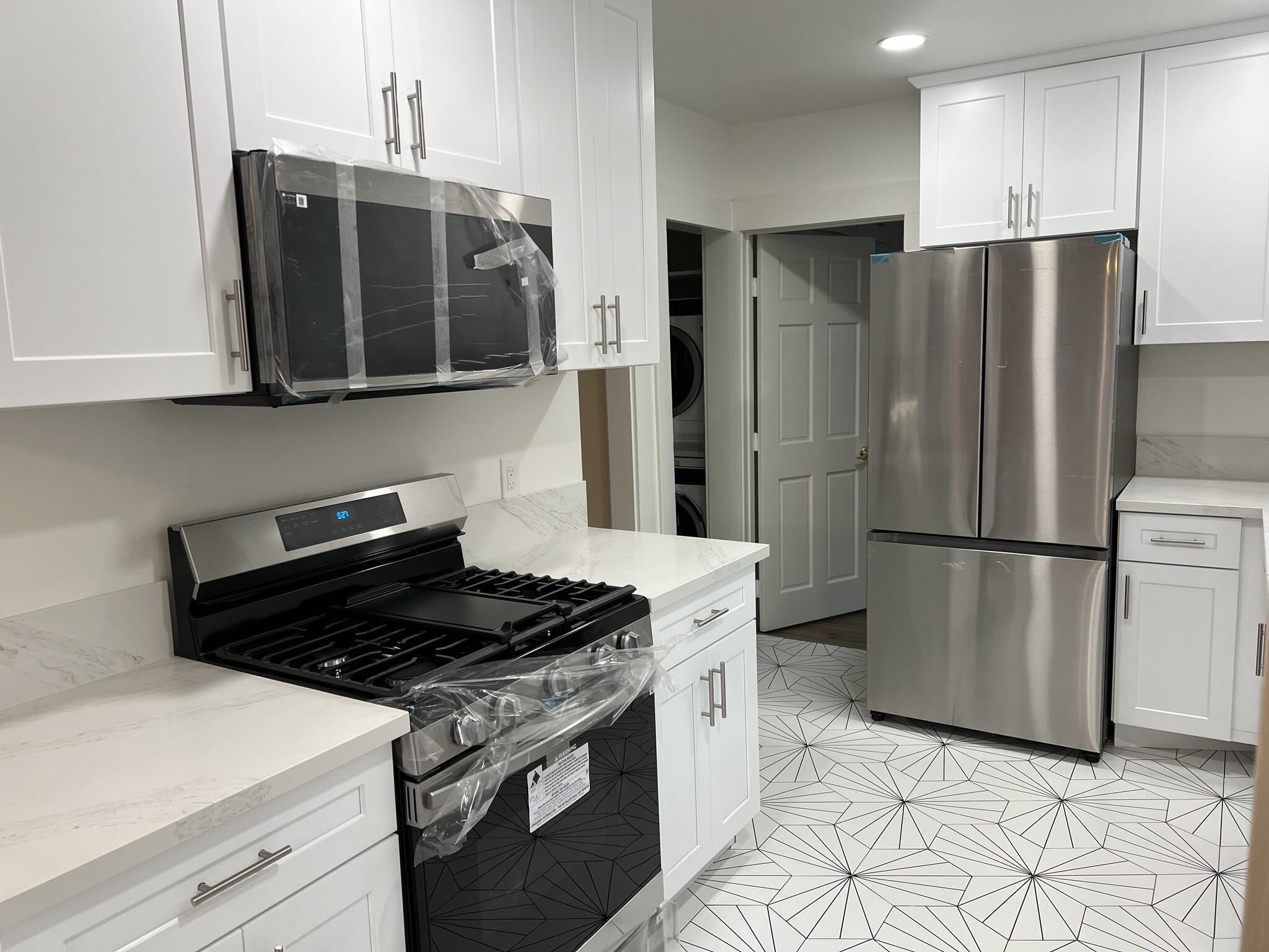 Building Photo - 1234 E Florida St