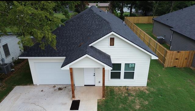 Building Photo - 1031 W Coffin St