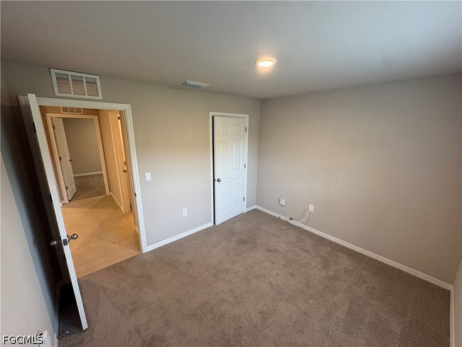 Building Photo - 5013 Placid Ln
