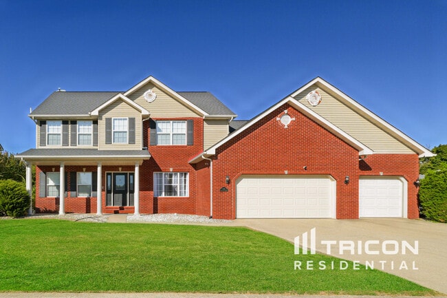 Building Photo - 648 Longfellow Dr