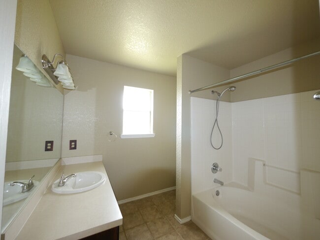 Building Photo - HOME WITH NEW CARPET and LARGE YARD IN WIL...