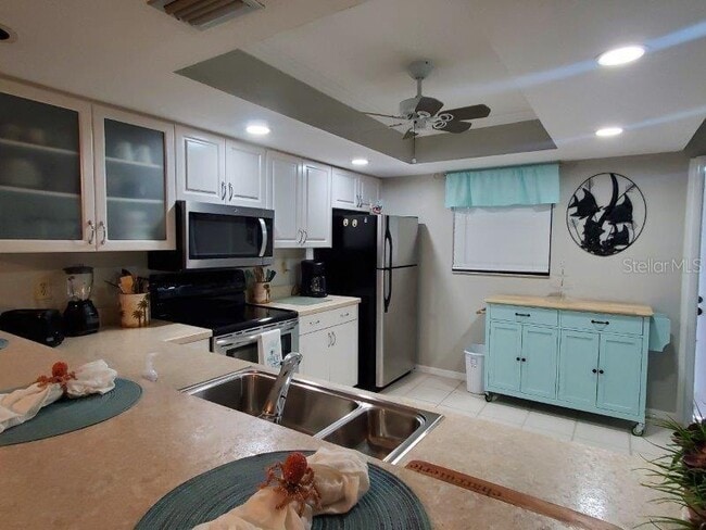 Building Photo - 245 Coldeway Dr