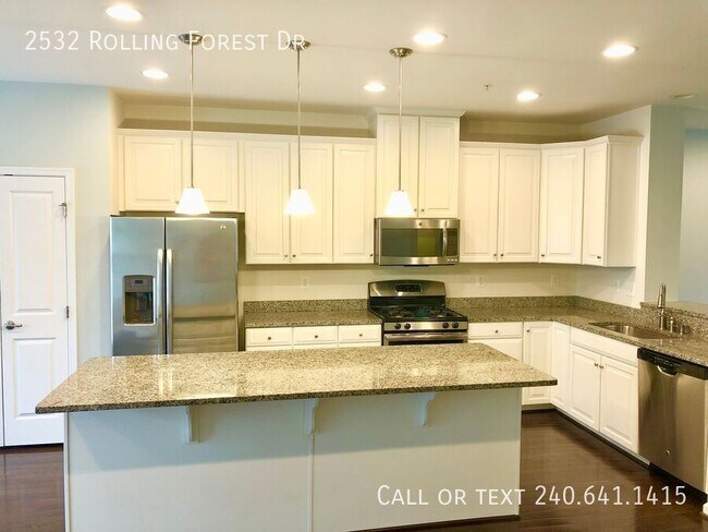 Building Photo - 2532 Rolling Forest Dr