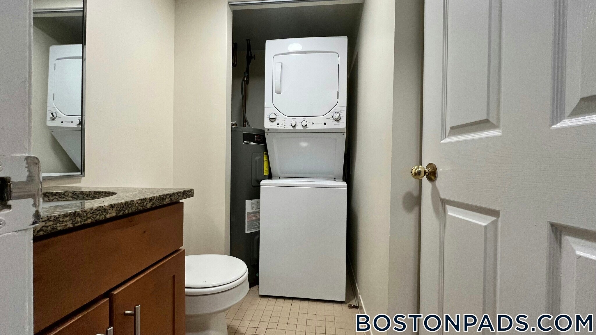 Building Photo - 345 Franklin St