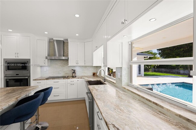 Building Photo - 5236 SW 64th Ave