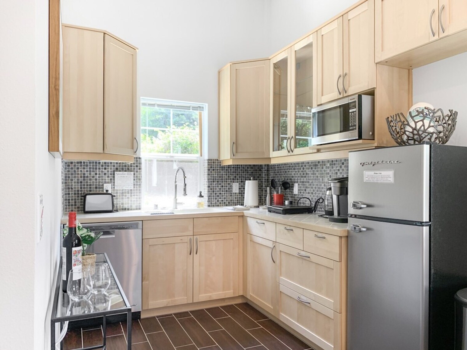 Building Photo - 3355 Saratoga Rd