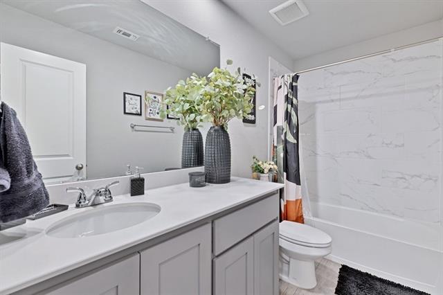 Building Photo - 11501 White River Dr