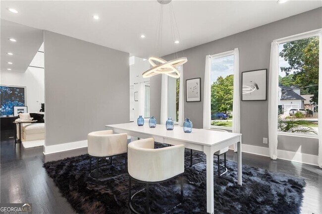 Building Photo - 1756 N Akin Dr NE