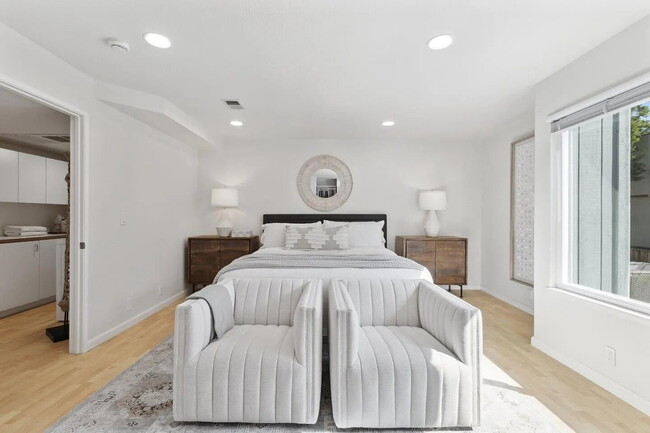Building Photo - "Chic 1-Bedroom San Jose Retreat with Luxu...
