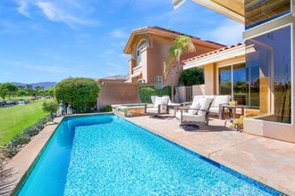 Building Photo - 901 Deer Haven Cir