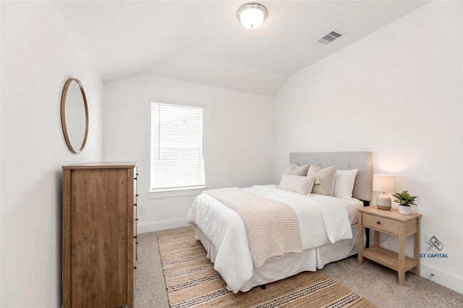 Building Photo - 7819 Cattail Shallows Ln