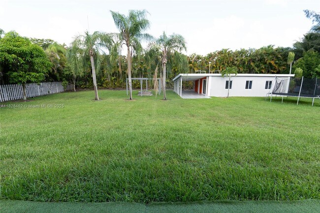 Building Photo - 6297 NW 69th Way