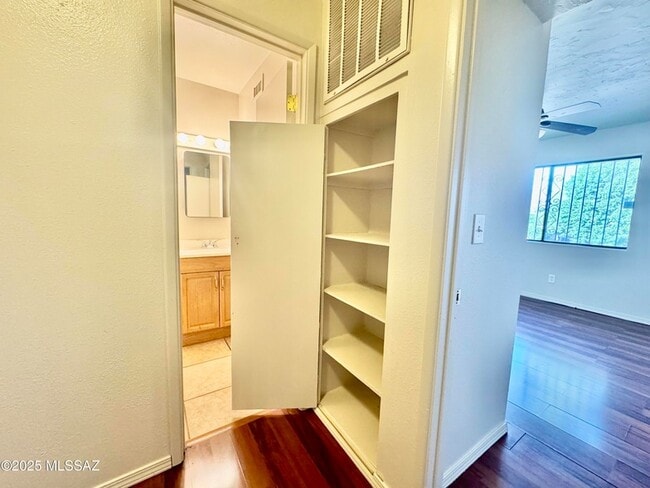 Building Photo - 6536 Calle La Paz