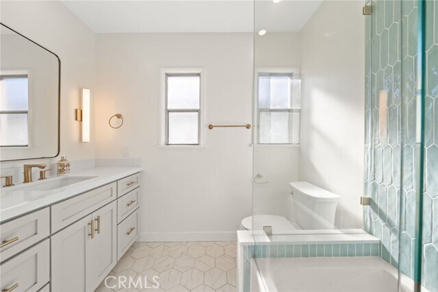 Building Photo - 1301 N Avon St