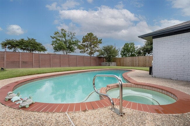 Building Photo - 10514 Sagemeadow Ct