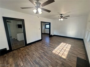 Building Photo - 3051 Engle Pl SW