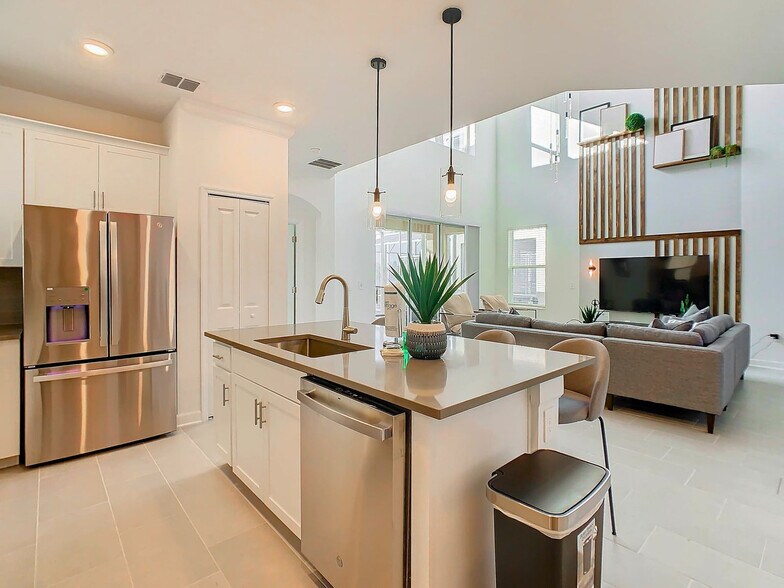 Building Photo - 8912 Takeaway Wy