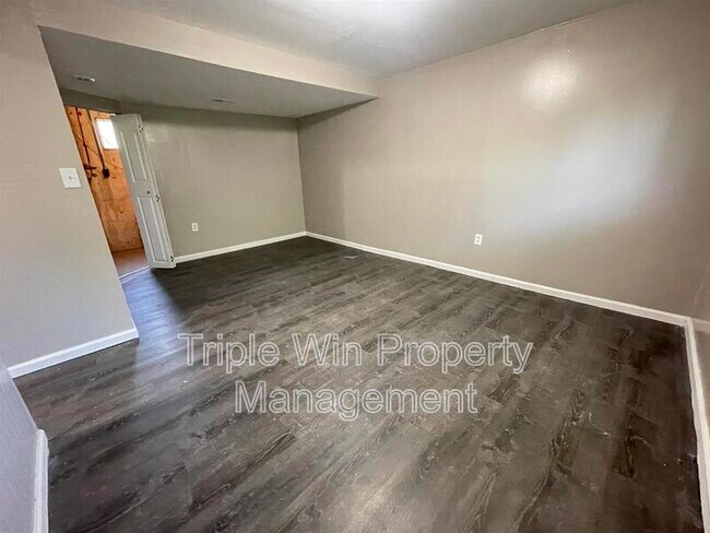 Building Photo - 1464 Monopoly Dr