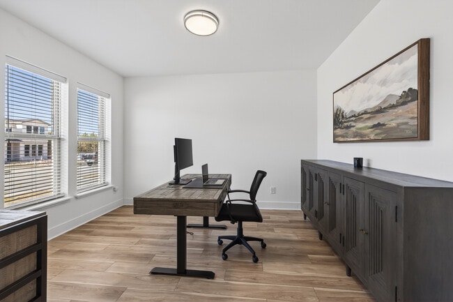 Building Photo - 3768 Wenatche Dr