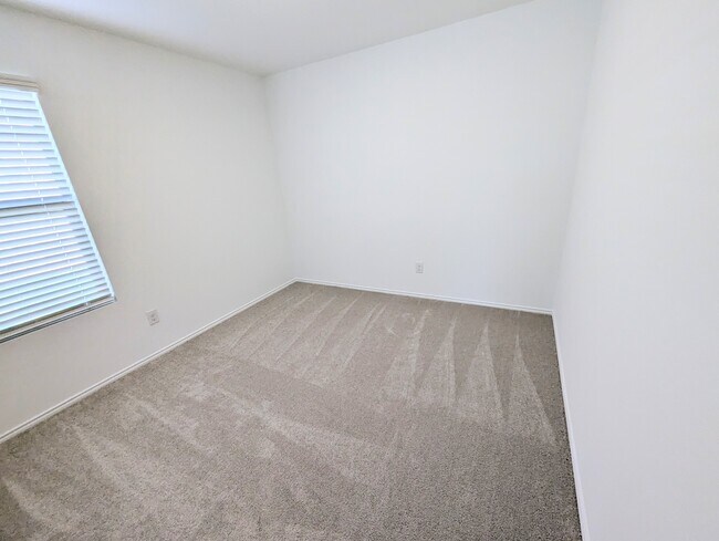 Building Photo - 15128 Tejano St