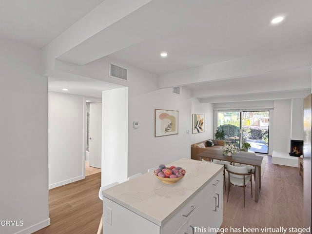 Building Photo - 61 Redwood Ave