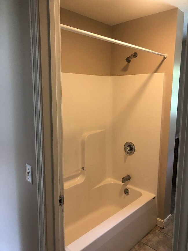 Primary Photo - 33 Barrison St