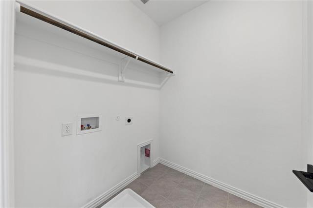 Building Photo - 7597 Regal Ln