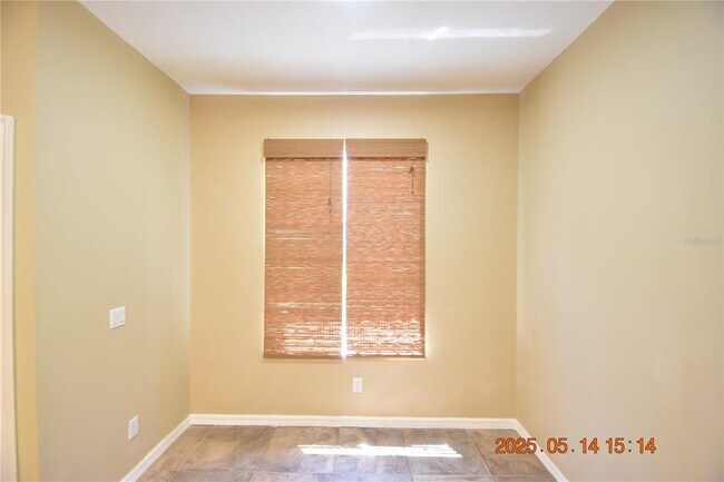 Building Photo - 27443 Edenfield Dr