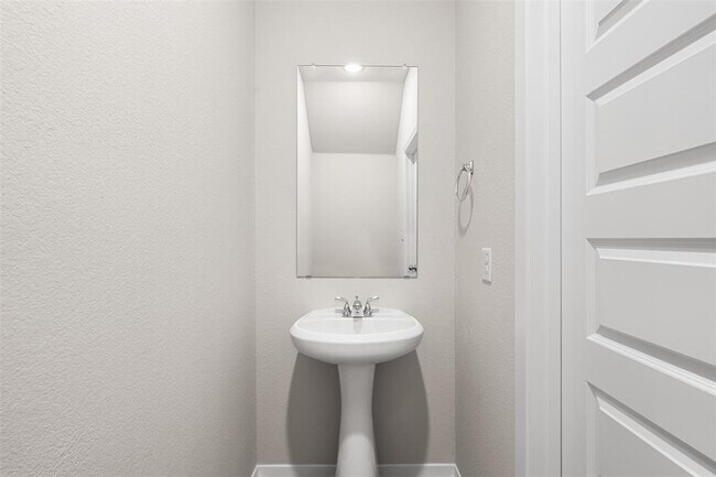 Building Photo - 2606 Derwent Dr