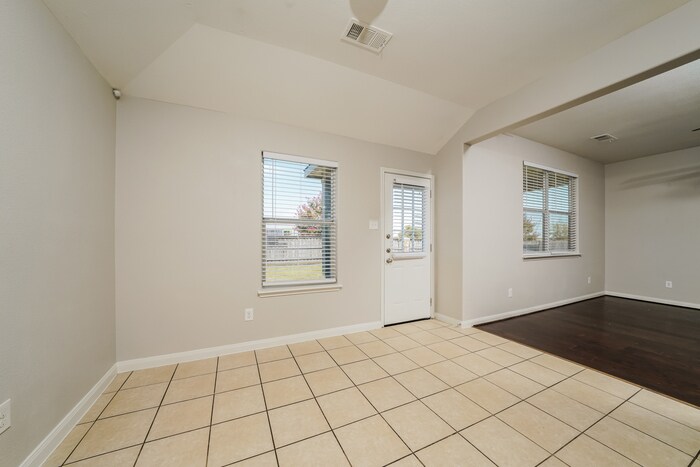 Building Photo - 3400 Spruce St