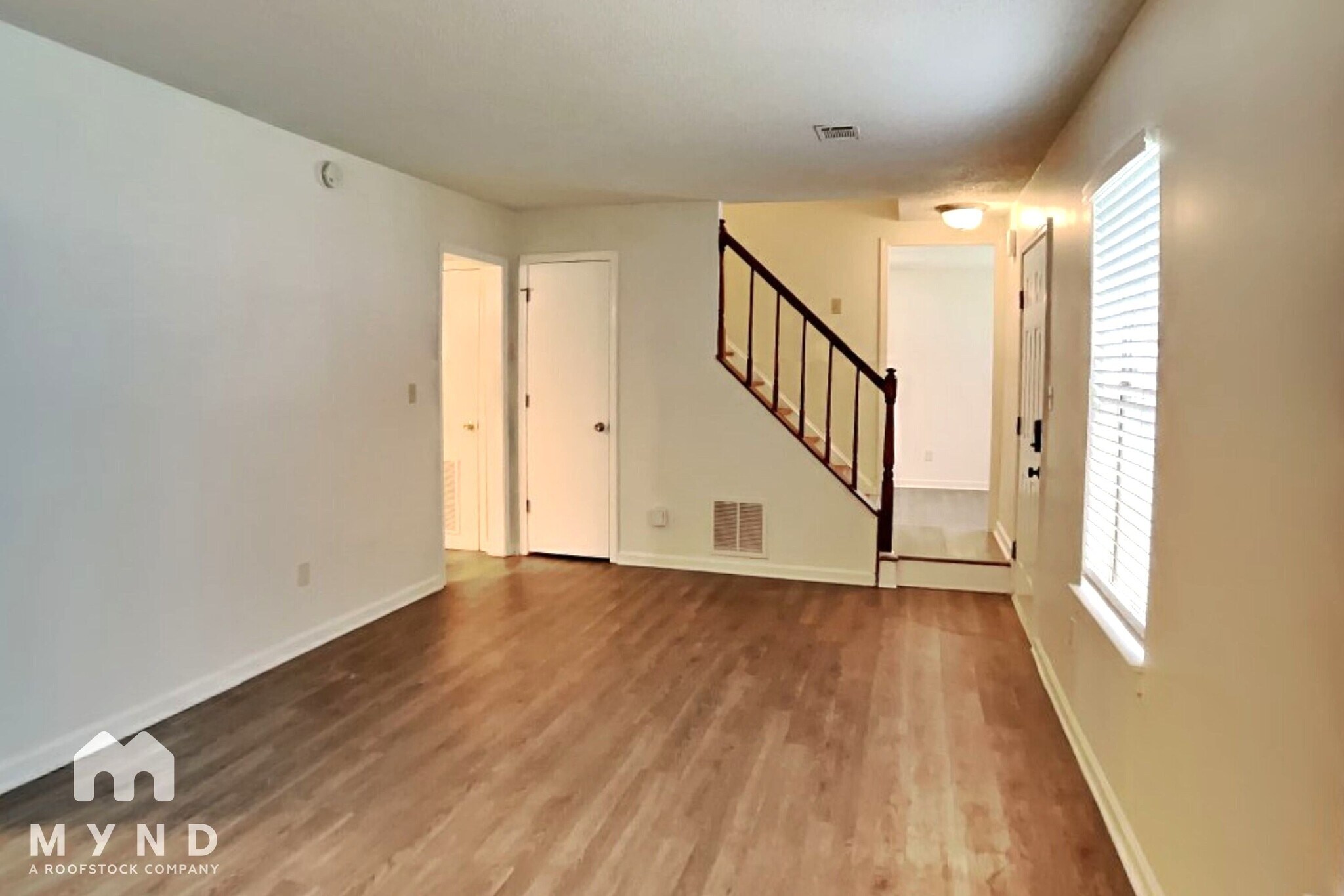 Building Photo - 5561 Northcut Dr