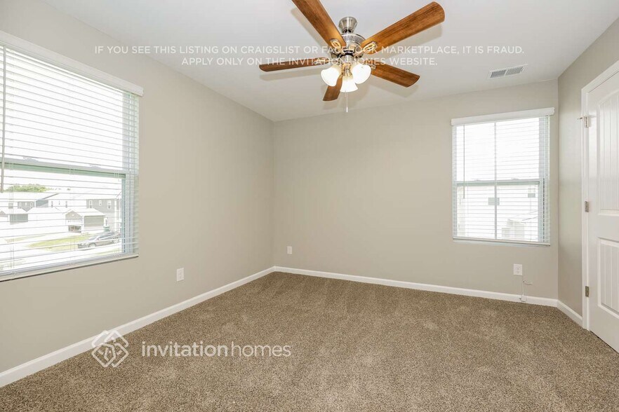 Building Photo - 1512 Ashgrove Pl