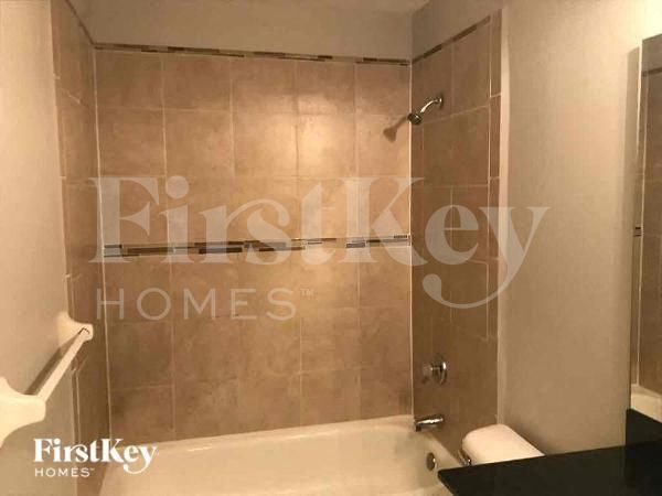 Building Photo - 72 Gray Owl Garth Ct