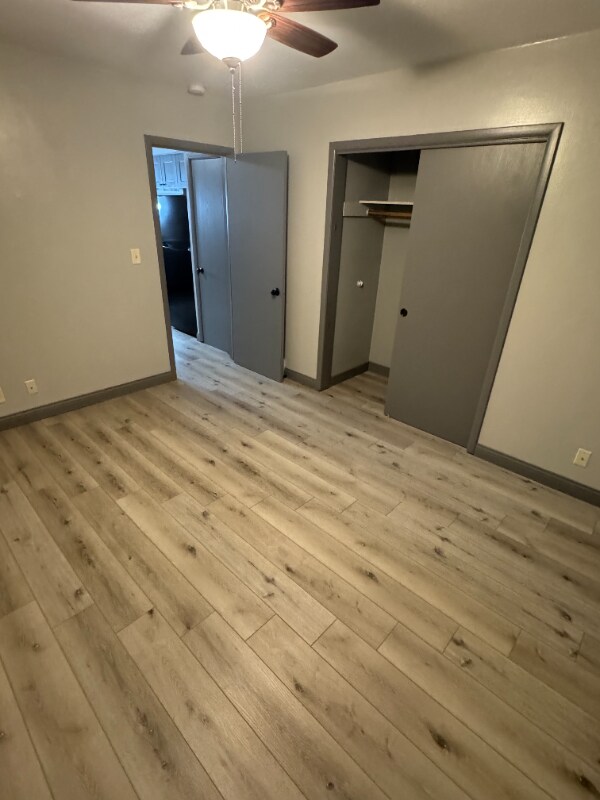 Building Photo - 1959-1961 Maple Dale Rd