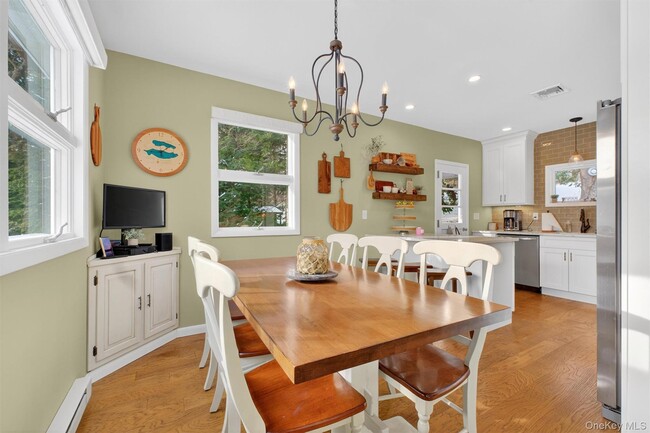 Building Photo - 34 Twin Lakes Rd