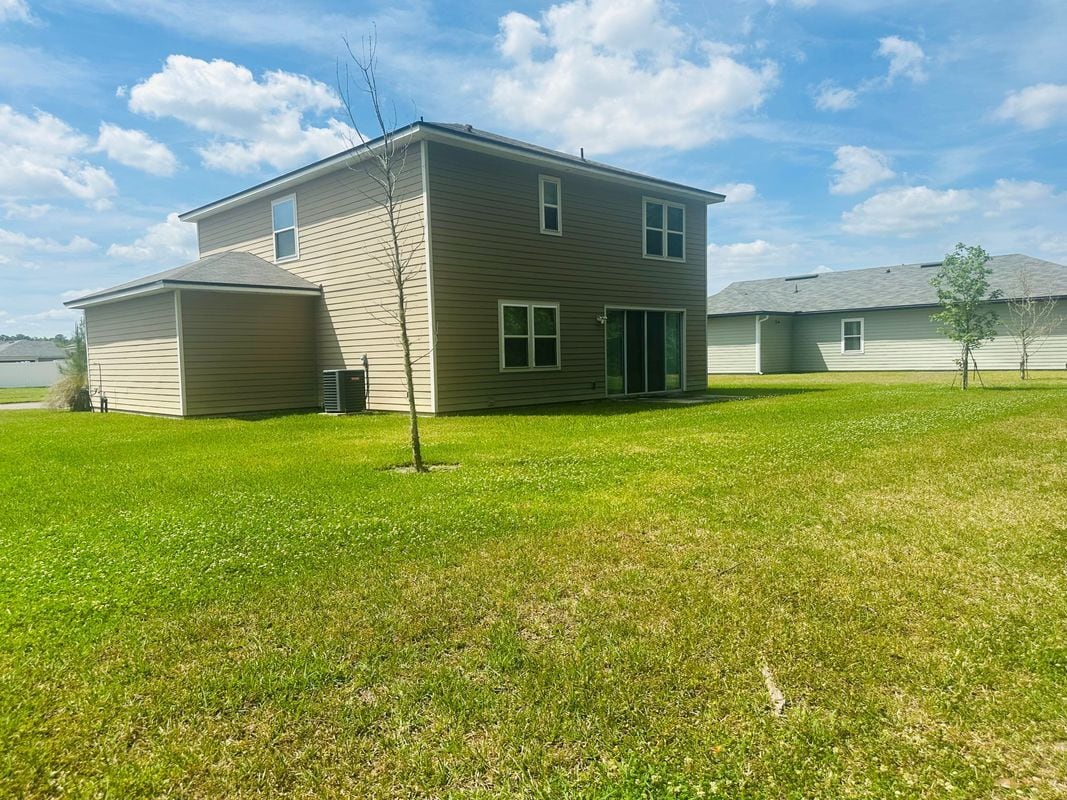 Building Photo - 12573 Grn Mdw Dr