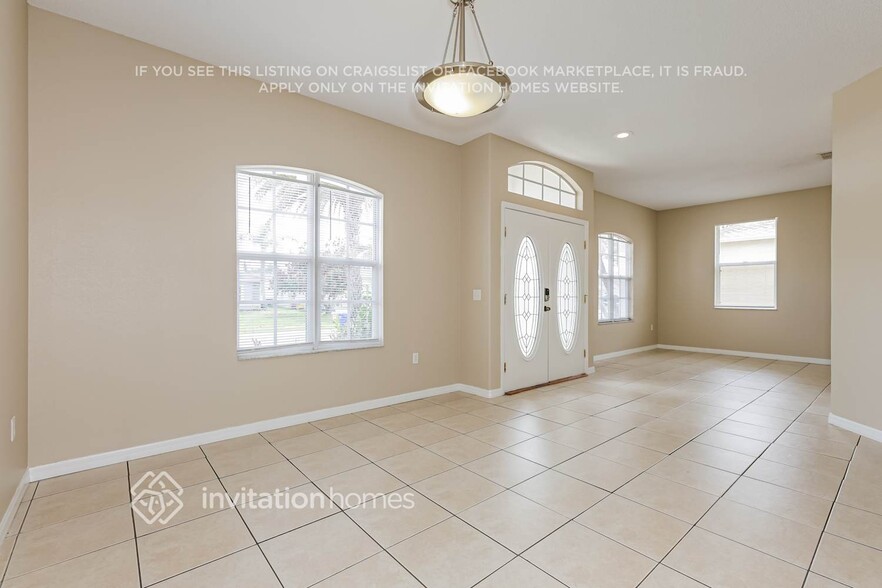 Building Photo - 608 Terranova Dr