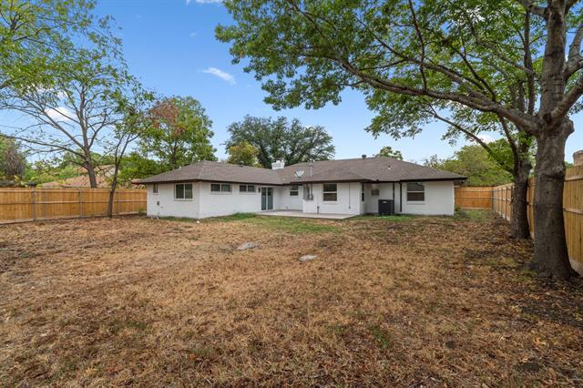 Building Photo - 733 Greenland Way