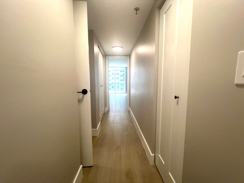 Building Photo - 2401 Collins Ave