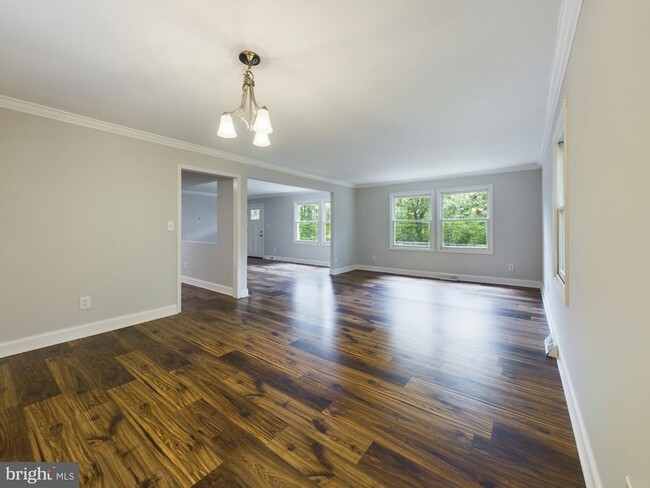 Building Photo - 2232 Aquia Dr