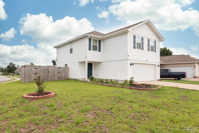 Building Photo - 5720 Blackhorse Cir