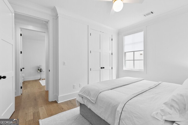 Building Photo - 202 Regester Wy