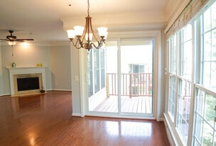 Building Photo - 2816 Emma Lee St