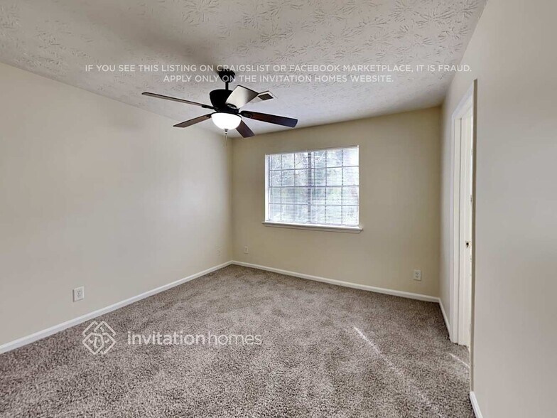 Building Photo - 1009 Monopoly Dr