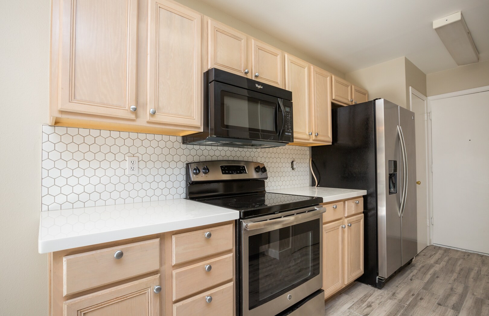 Building Photo - 6034 Gaelic