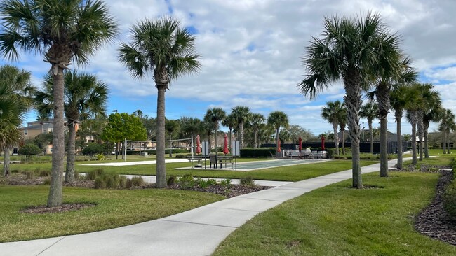 Building Photo - Terraces at Heritage Isle!!