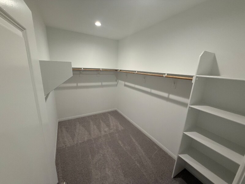 Building Photo - 4212 Larchwood Ln