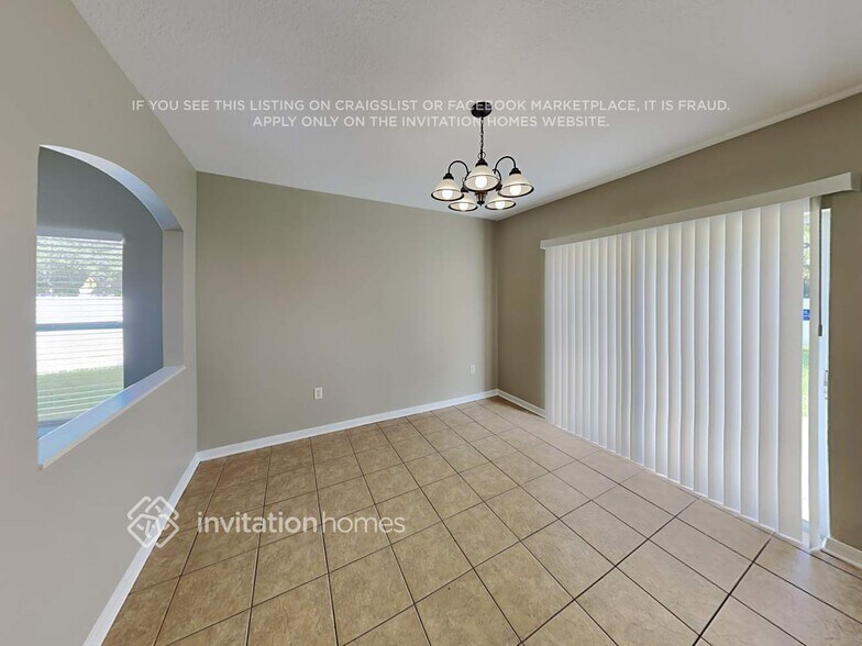 Building Photo - 3406 70th Ct E